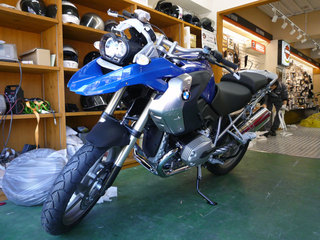 P1000112s.jpg